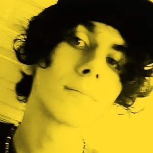 Meet your Posher, Vito